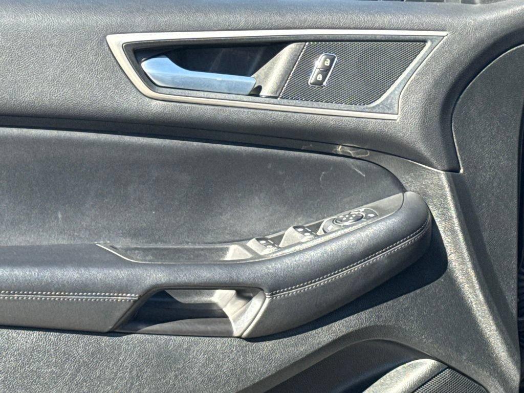 Used 2024 Ford Edge SEL