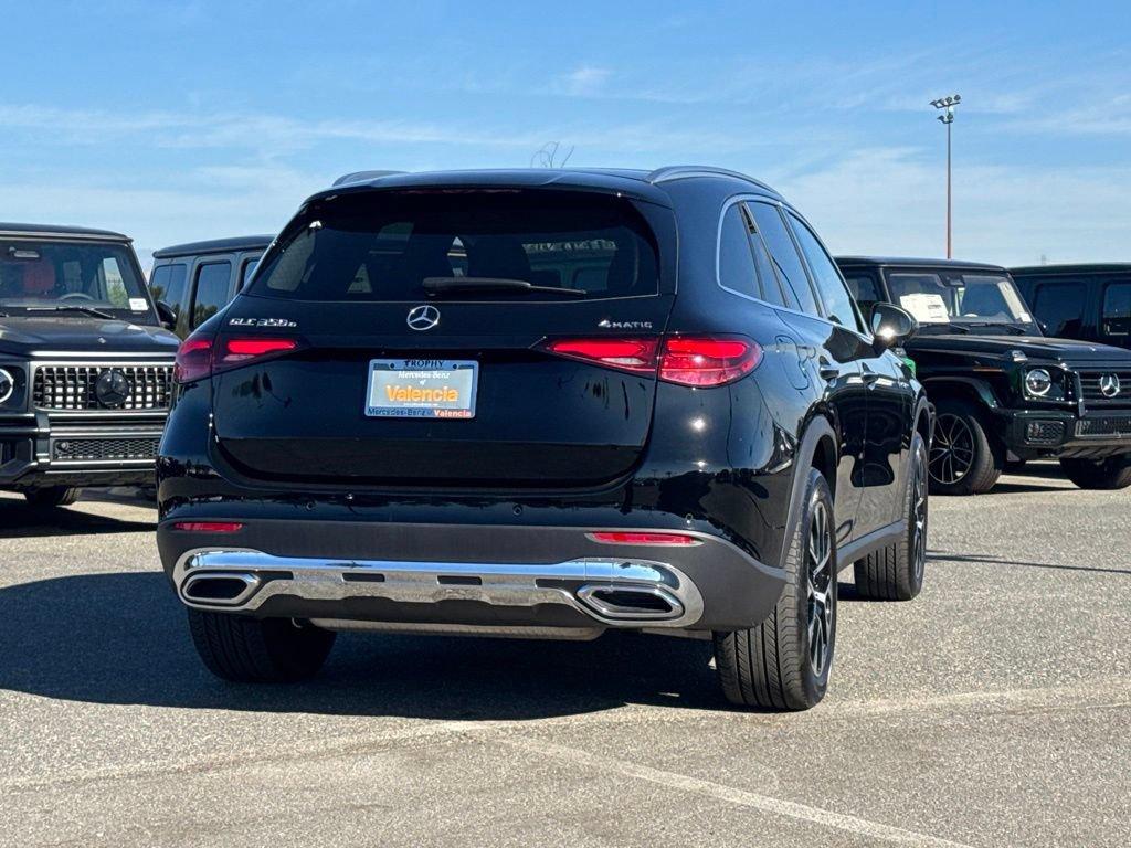 Certified Pre-Owned 2025 Mercedes-Benz GLC 350e