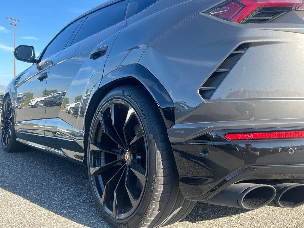 Used 2021 Lamborghini Urus