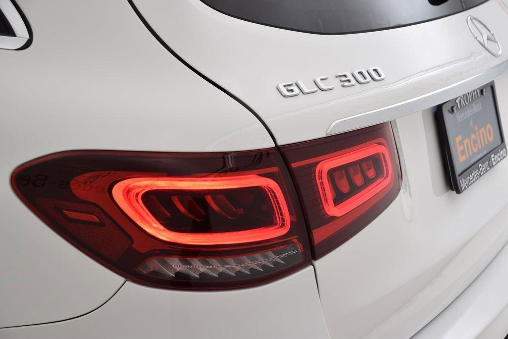 2022 Mercedes-Benz GLC GLC 300 — 36,992 Miles | Executive Tier