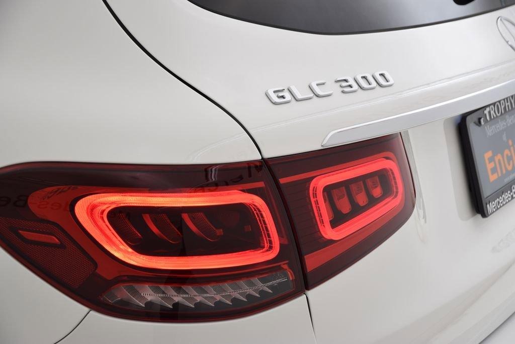 2022 Mercedes-Benz GLC GLC 300 — 22,406 Miles | Executive Tier