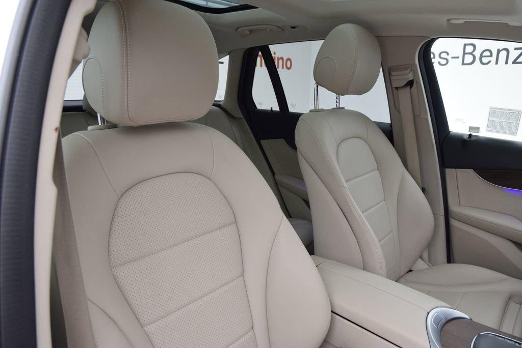 2022 Mercedes-Benz GLC GLC 300 — 22,406 Miles | Executive Tier
