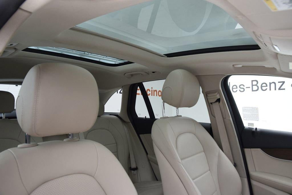 2022 Mercedes-Benz GLC GLC 300 — 36,992 Miles | Executive Tier