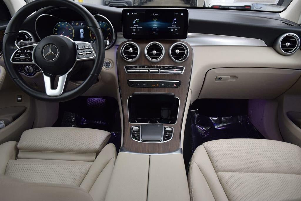 2022 Mercedes-Benz GLC GLC 300 — 22,406 Miles | Executive Tier