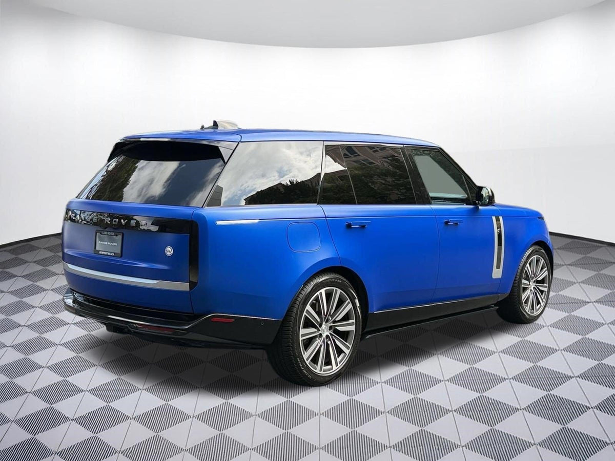 2023 Land Rover Range Rover SV — 26,124 Miles | MoldnFly Ultra Luxury