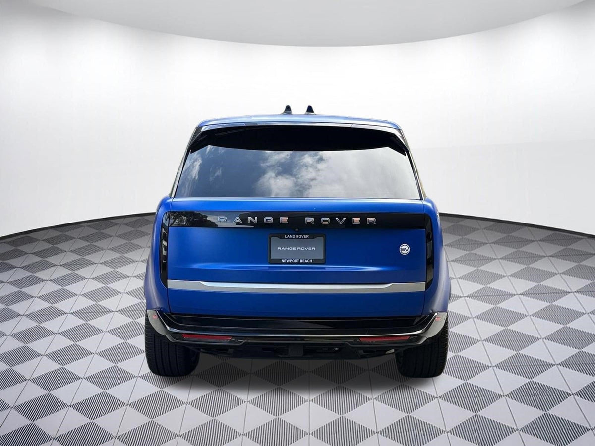2023 Land Rover Range Rover SV — 26,124 Miles | MoldnFly Ultra Luxury