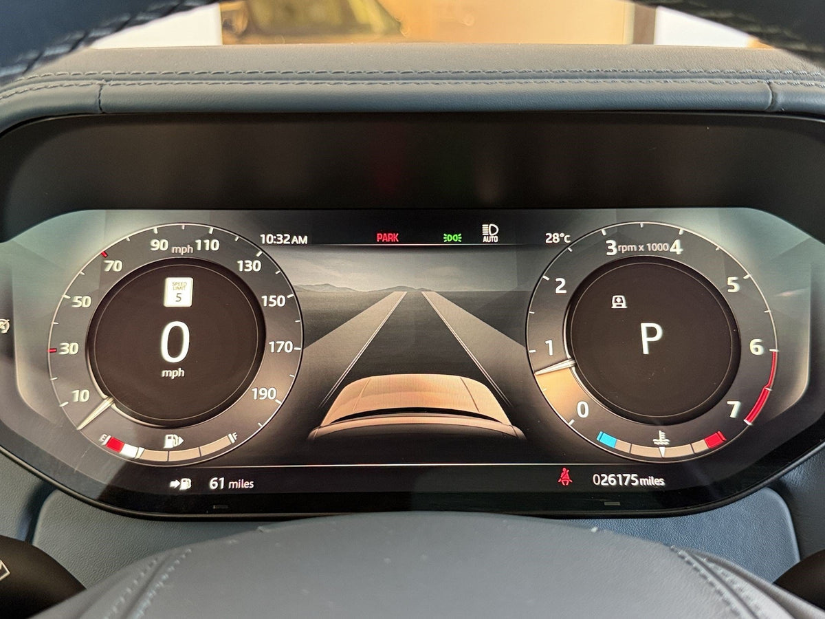 2023 Land Rover Range Rover SV — 26,124 Miles | MoldnFly Ultra Luxury
