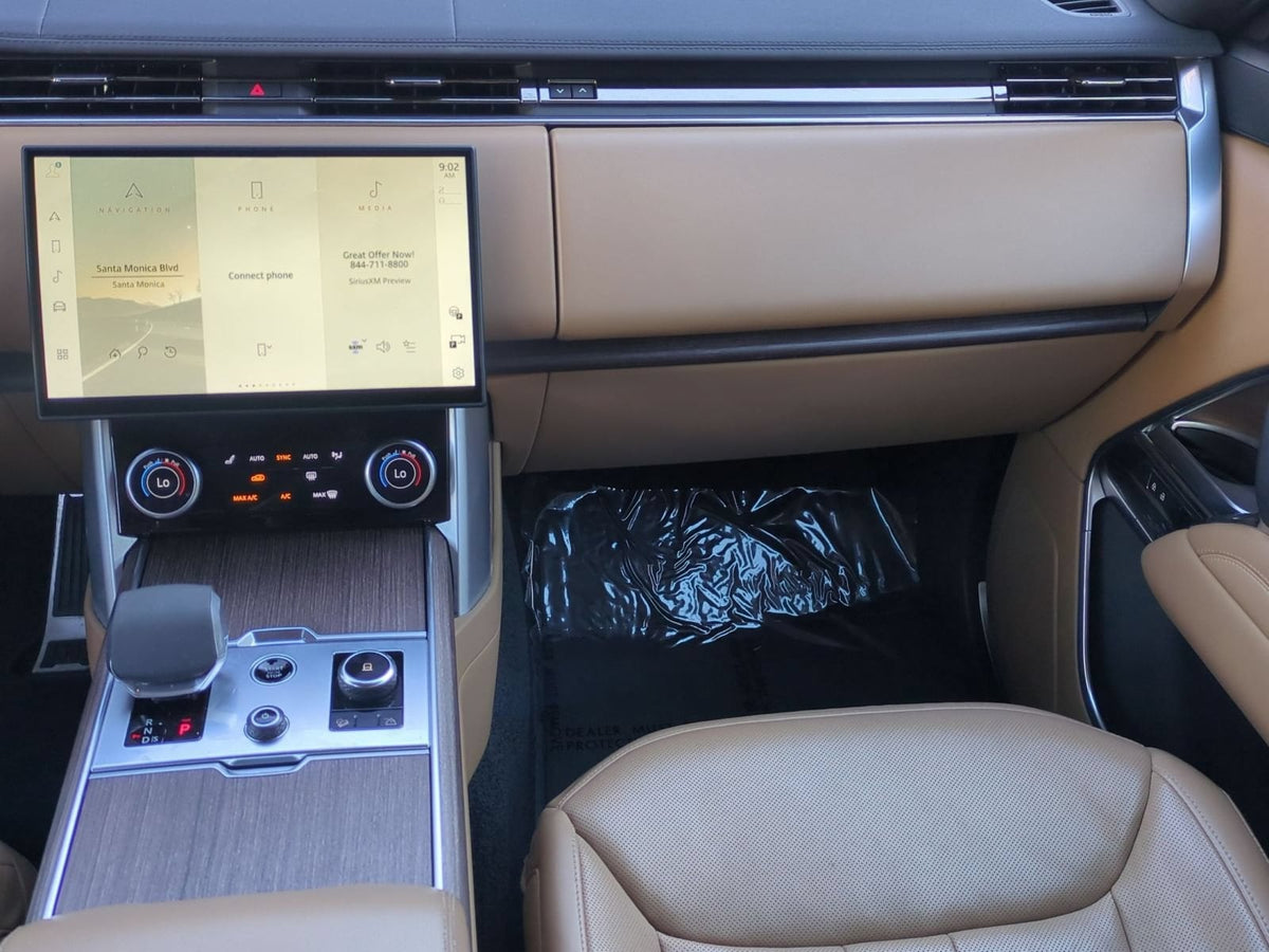 2023 Land Rover Range Rover P530 SE SWB — 29,579 Miles | MoldnFly Luxury