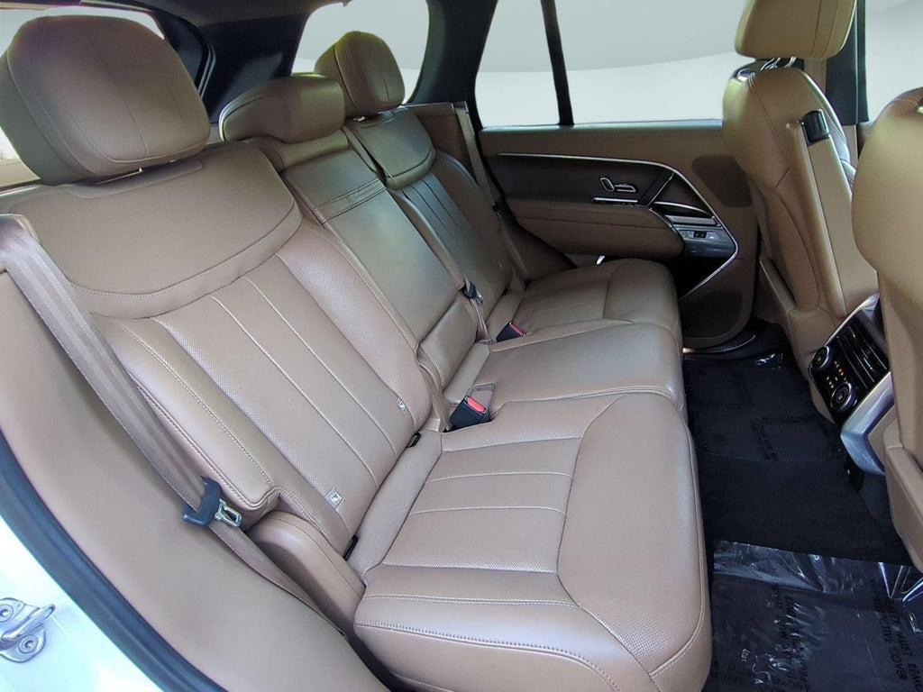 2023 Land Rover Range Rover P530 SE SWB — 29,579 Miles | MoldnFly Luxury