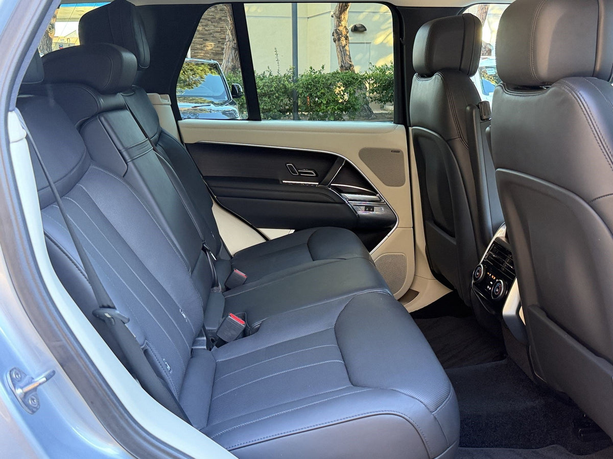 2023 Land Rover Range Rover SE — 38,583 Miles | MoldnFly Luxury