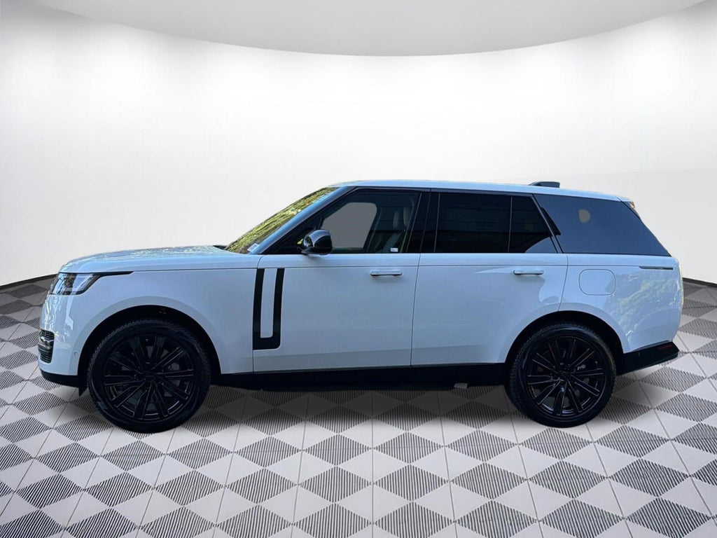 2026 Land Rover Range Rover SE — 12 Miles | MoldnFly Ultra Luxury