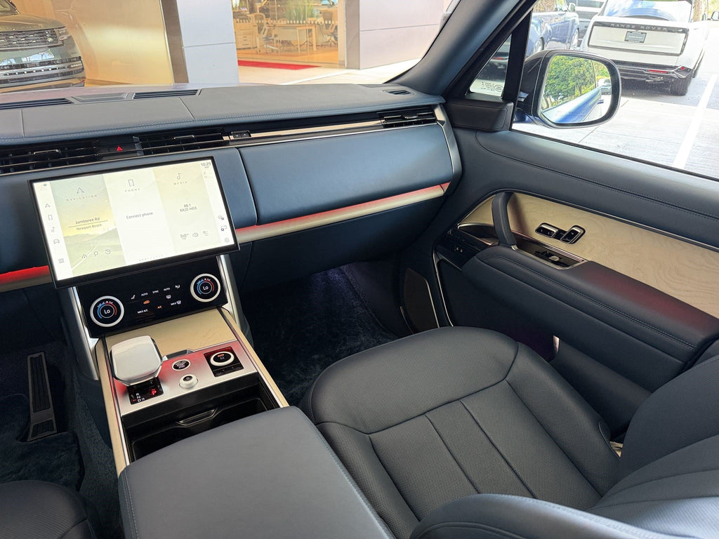 2023 Land Rover Range Rover SV — 26,124 Miles | MoldnFly Ultra Luxury