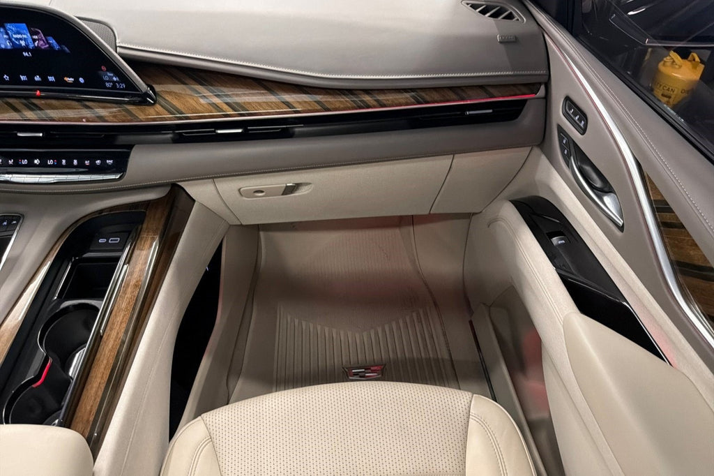 2022 Cadillac Escalade Sport Platinum 4WD — 29,627 Miles | MoldnFly Luxury