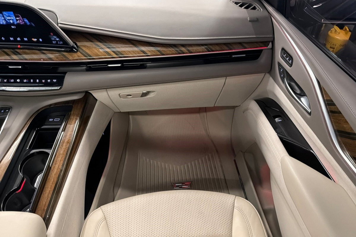 2022 Cadillac Escalade Sport Platinum 4WD — 29,627 Miles | MoldnFly Luxury