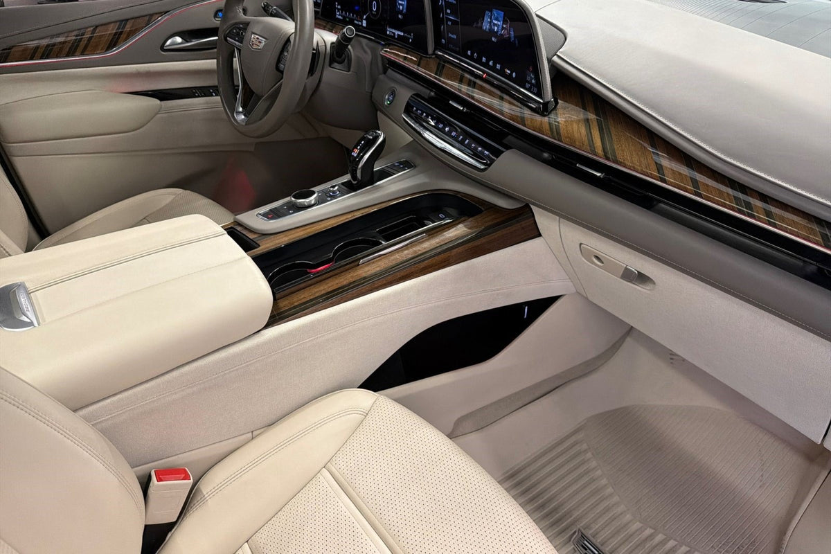 2022 Cadillac Escalade Sport Platinum 4WD — 29,627 Miles | MoldnFly Luxury