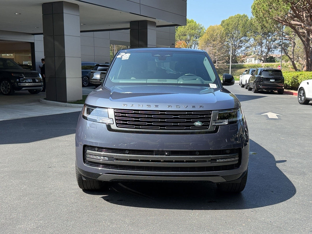 2025 Land Rover Range Rover P400 SE LWB 7 Seat — 14,692 Miles | MoldnFly Ultra Luxury