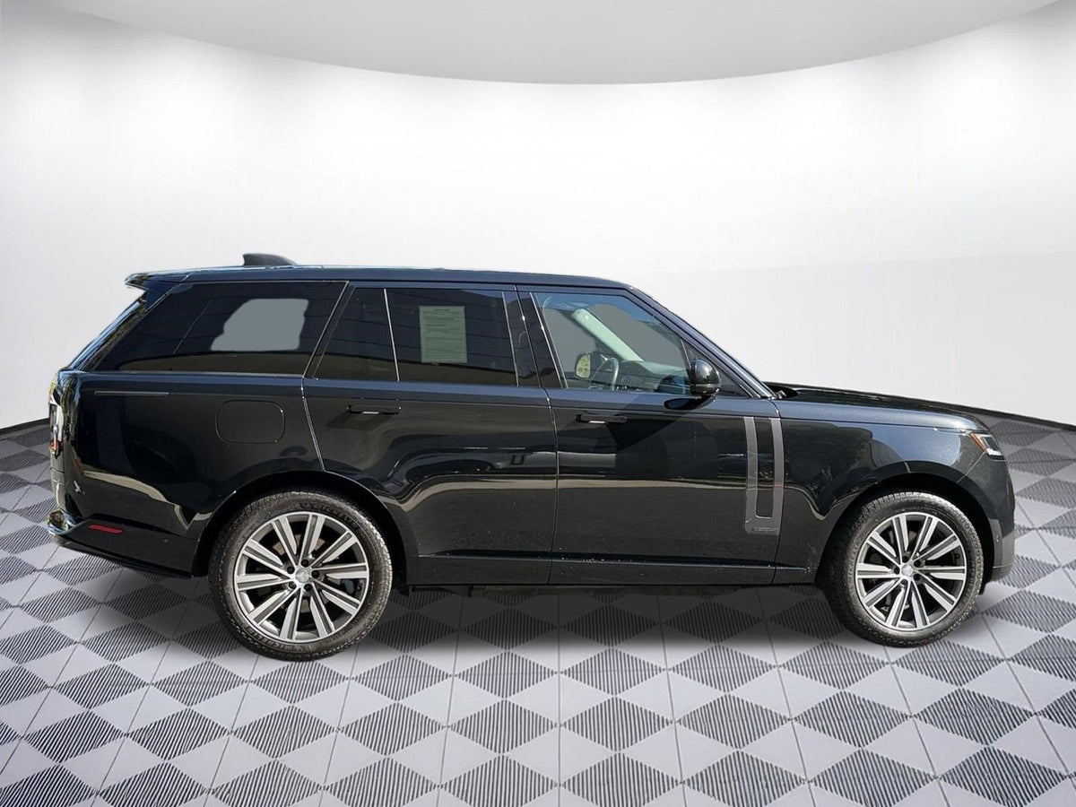 2025 Land Rover Range Rover P550e Autobiography — 28,195 Miles | MoldnFly Ultra Luxury