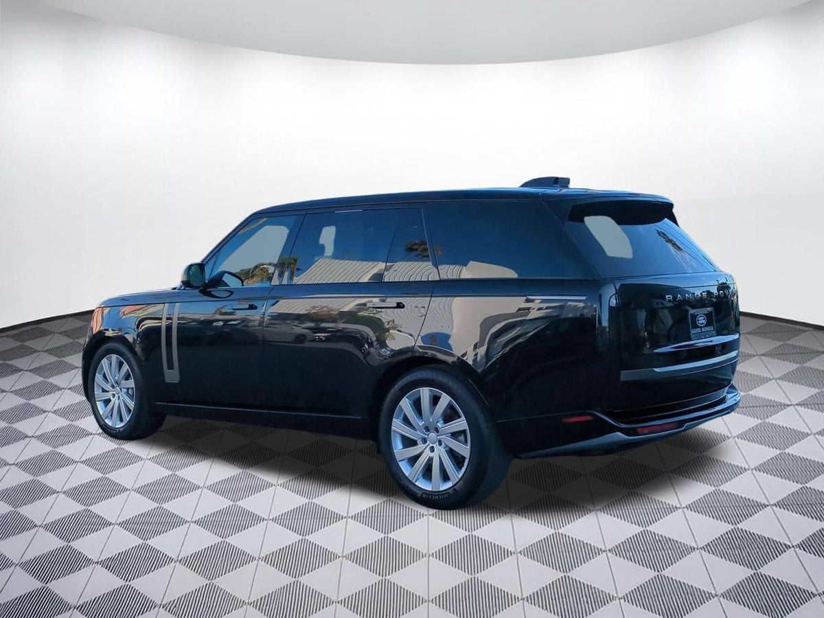 2025 Land Rover Range Rover P400 SE LWB 7 Seat — 16,342 Miles | MoldnFly Ultra Luxury