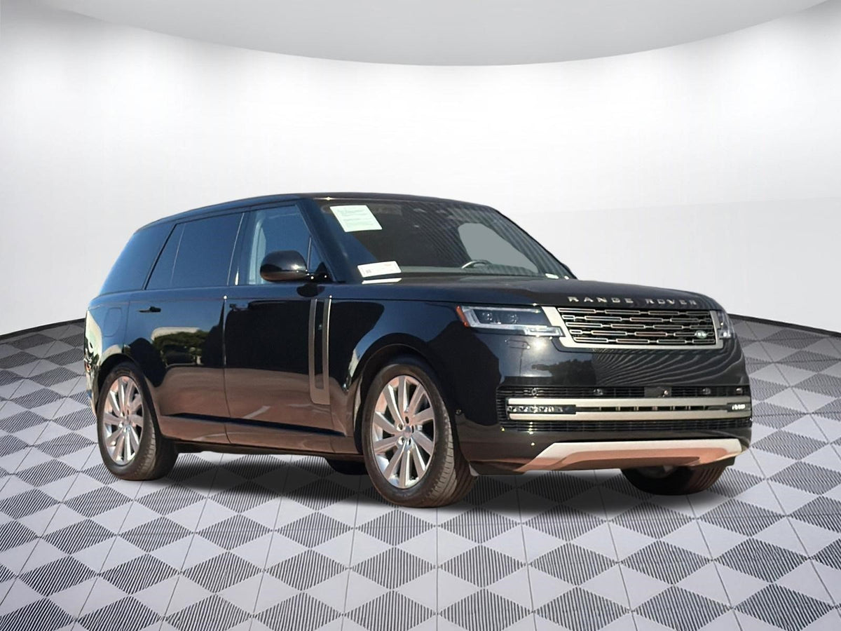 2024 Land Rover Range Rover P400 SE LWB 7 Seat — 9,870 Miles | MoldnFly Luxury