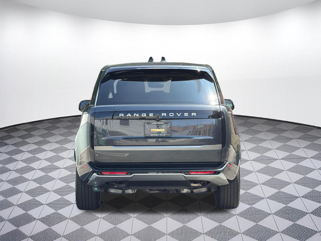 2025 Land Rover Range Rover P530 SE LWB 7 Seat — 14,017 Miles | MoldnFly Ultra Luxury