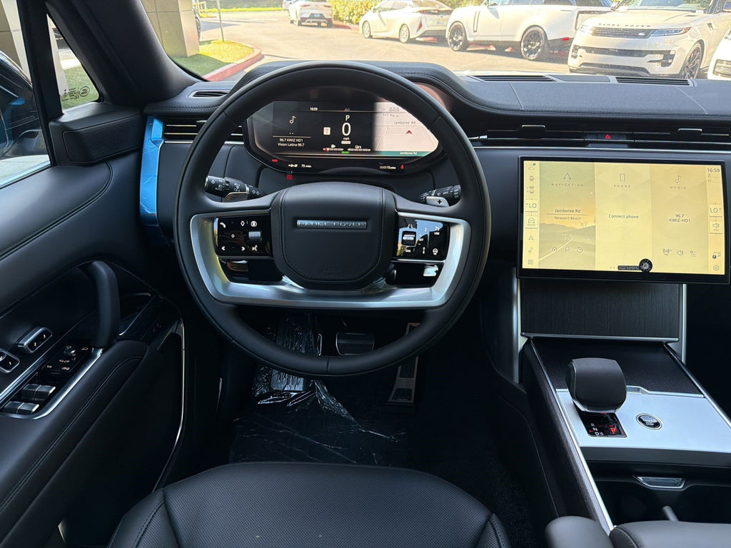 2026 Land Rover Range Rover SE — 12 Miles | MoldnFly Ultra Luxury