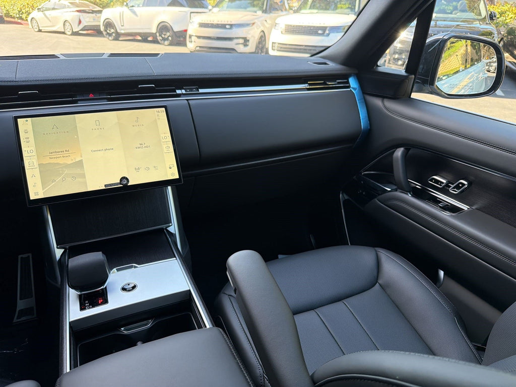 2026 Land Rover Range Rover SE — 12 Miles | MoldnFly Ultra Luxury