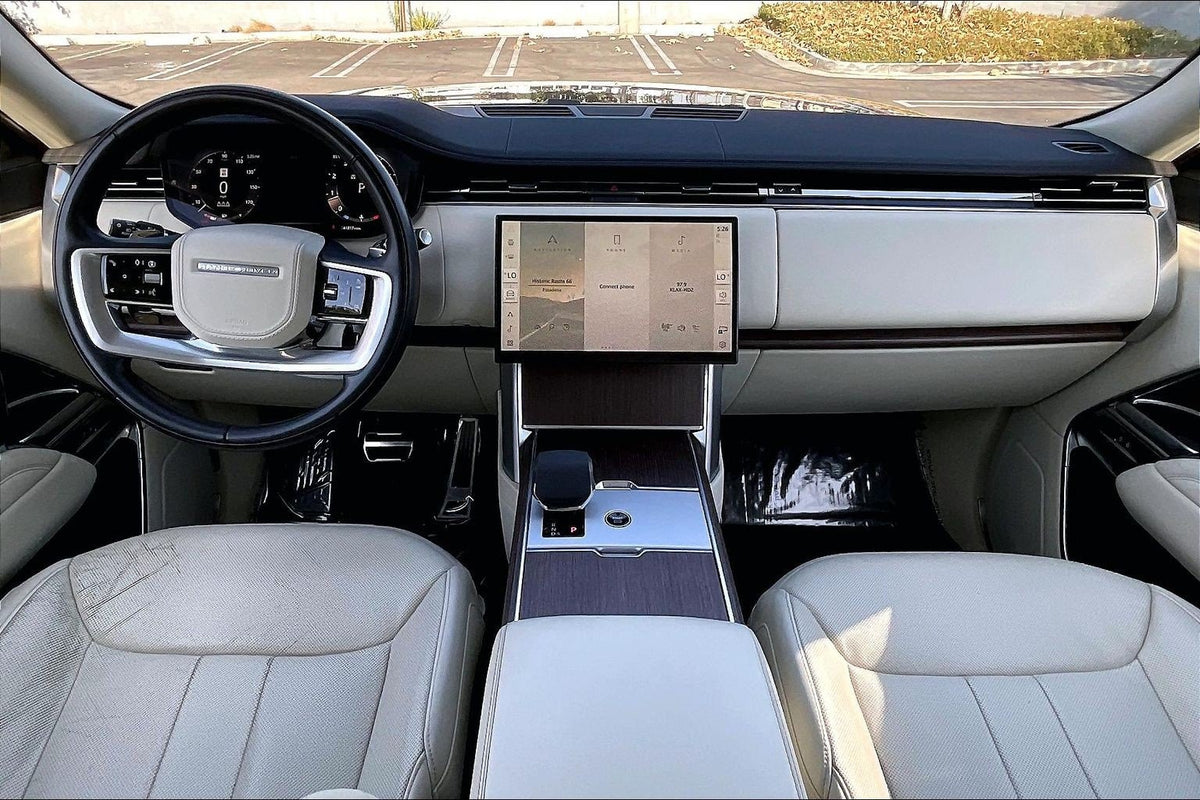 2024 Land Rover Range Rover P530 SE SWB — 41,818 Miles | MoldnFly Luxury