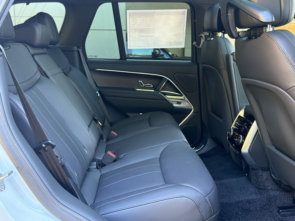2026 Land Rover Range Rover SE — 12 Miles | MoldnFly Ultra Luxury