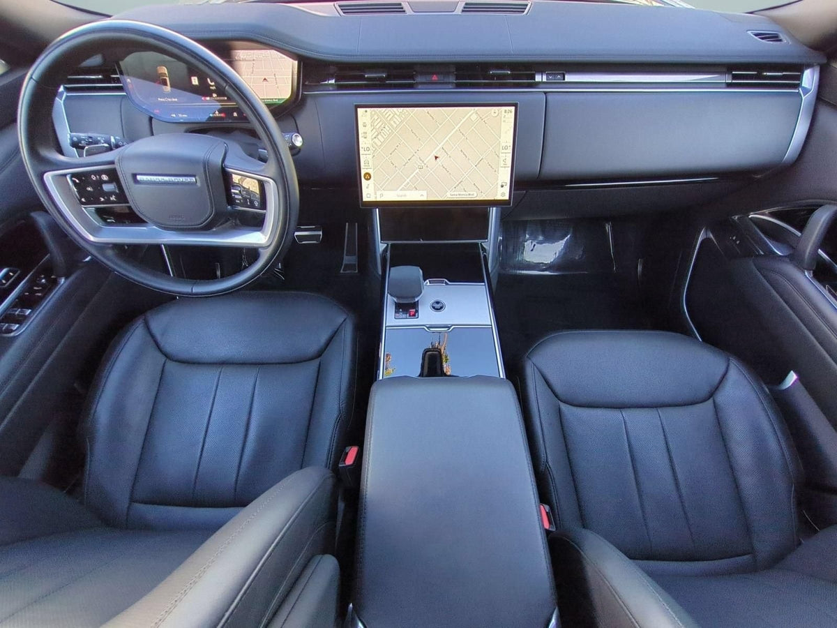 2025 Land Rover Range Rover P400 SE LWB 7 Seat — 16,342 Miles | MoldnFly Ultra Luxury