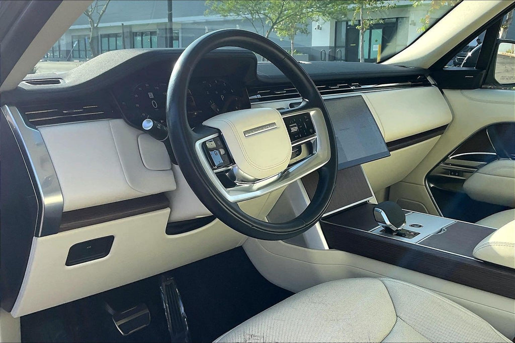 2024 Land Rover Range Rover P530 SE SWB — 41,818 Miles | MoldnFly Luxury