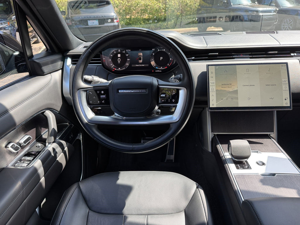2025 Land Rover Range Rover P400 SE LWB 7 Seat — 14,692 Miles | MoldnFly Ultra Luxury
