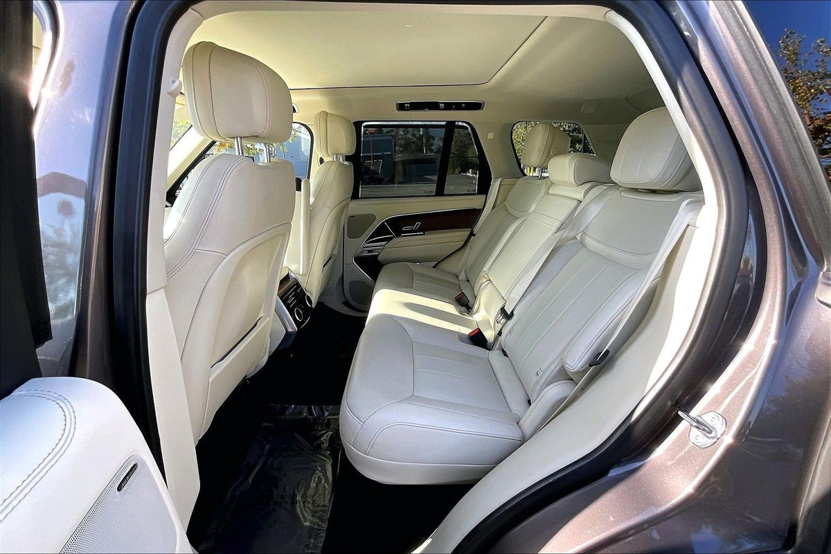2024 Land Rover Range Rover P530 SE SWB — 41,818 Miles | MoldnFly Luxury