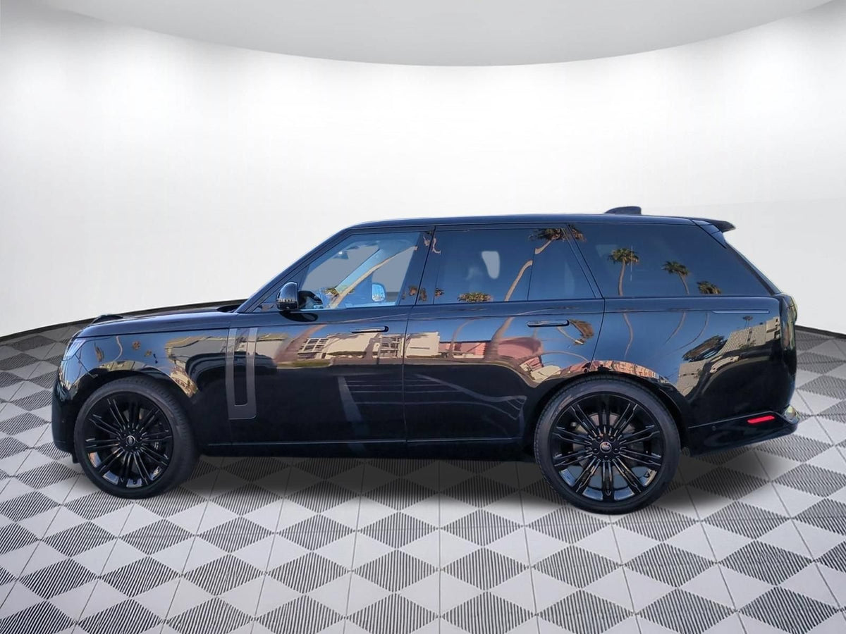 2023 Land Rover Range Rover P530 SE SWB — 32,295 Miles | MoldnFly Luxury