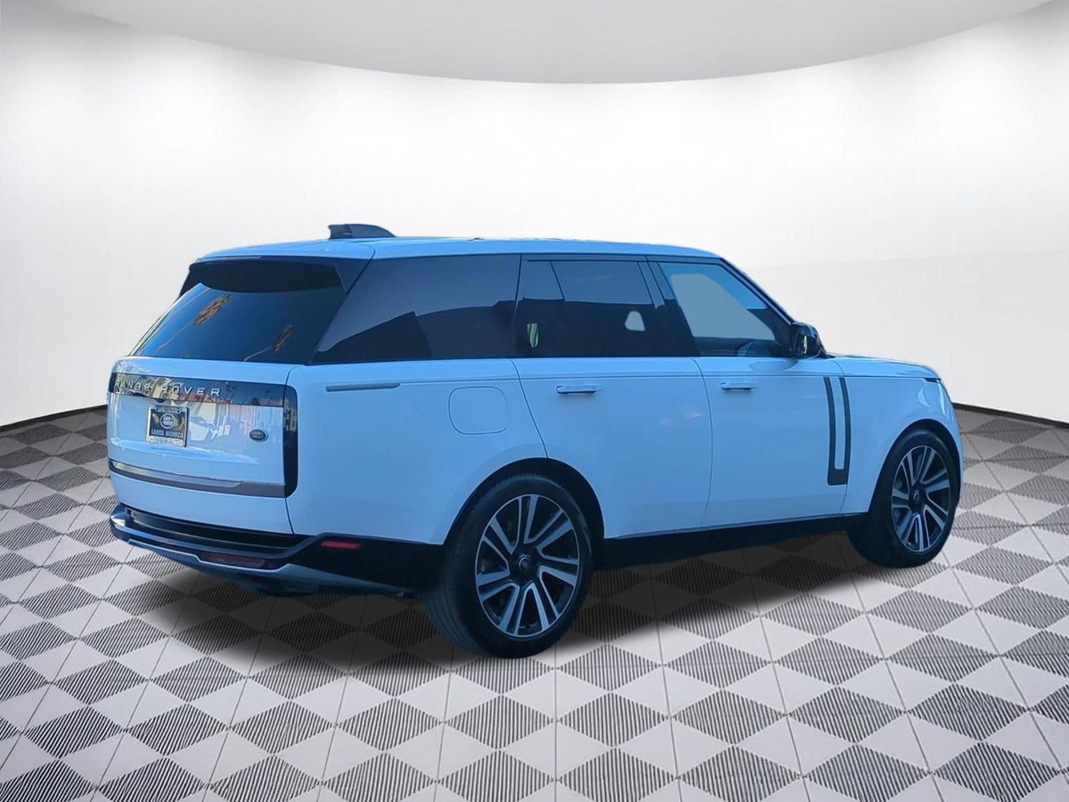 2023 Land Rover Range Rover P530 SE SWB — 29,579 Miles | MoldnFly Luxury
